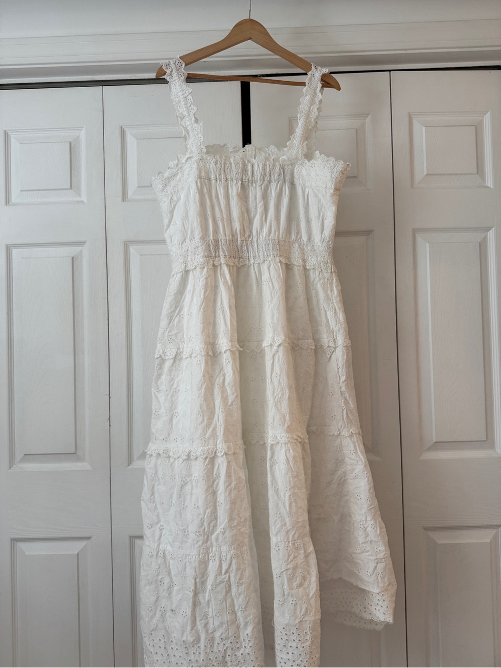 GAP White Eyelet Maxi Dress - Picture 3 of 5